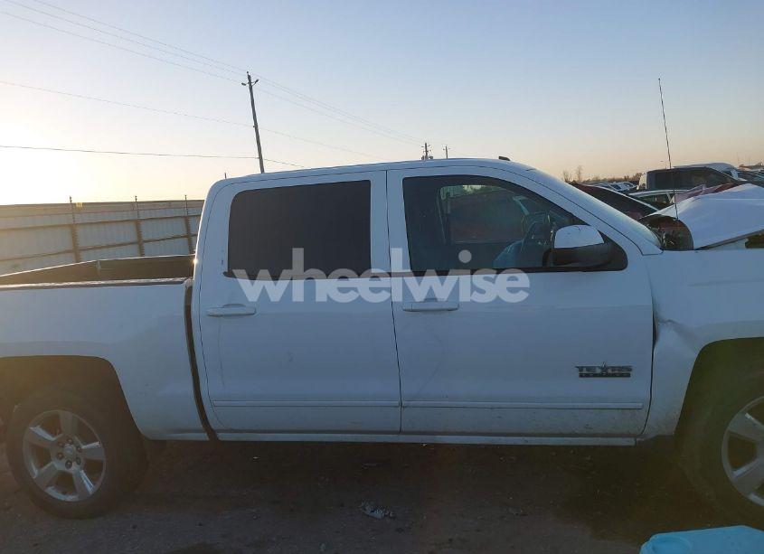 Photo 13 of 2015 Chevrolet Silverado 1500 1LT (VIN 3GCPCREC3FG326621)