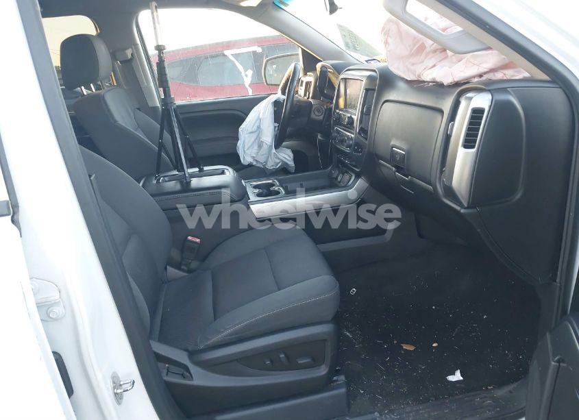 Photo 5 of 2015 Chevrolet Silverado 1500 1LT (VIN 3GCPCREC3FG326621)