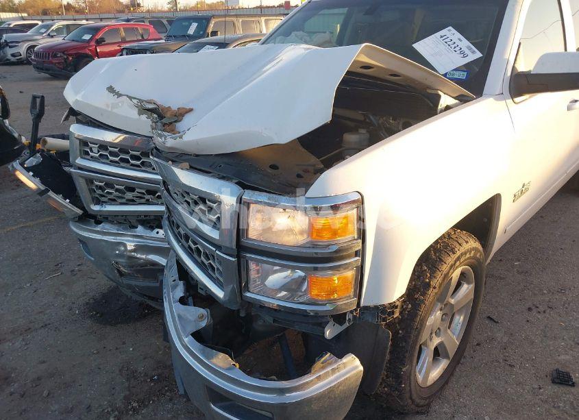 Photo 6 of 2015 Chevrolet Silverado 1500 1LT (VIN 3GCPCREC3FG326621)