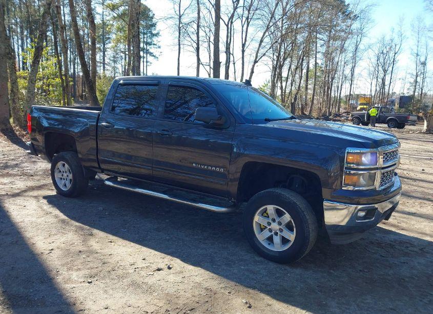 2015 Chevrolet Silverado 1500 1LT (VIN 3GCPCREC3FG390030) main photo