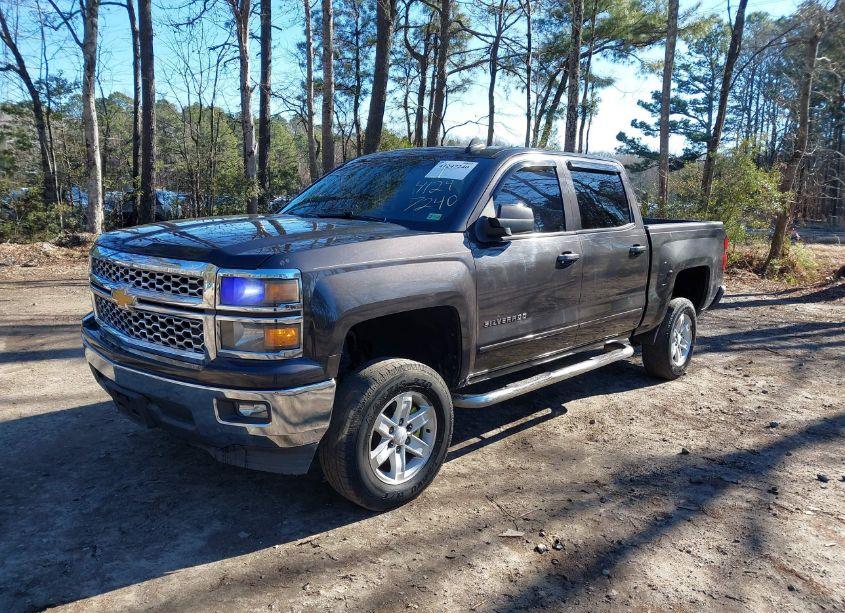 Photo 2 of 2015 Chevrolet Silverado 1500 1LT (VIN 3GCPCREC3FG390030)