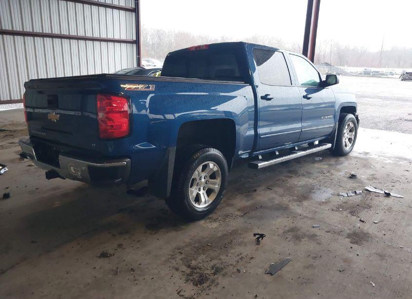 Photo 4 of 2015 Chevrolet Silverado 1500 2LT (VIN 3GCPCREC3FG525796)