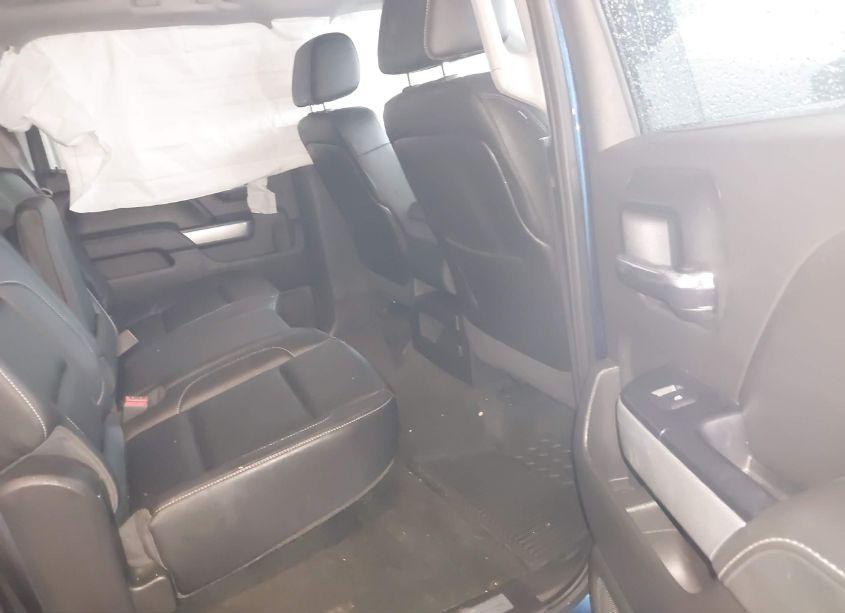 Photo 8 of 2015 Chevrolet Silverado 1500 2LT (VIN 3GCPCREC3FG525796)