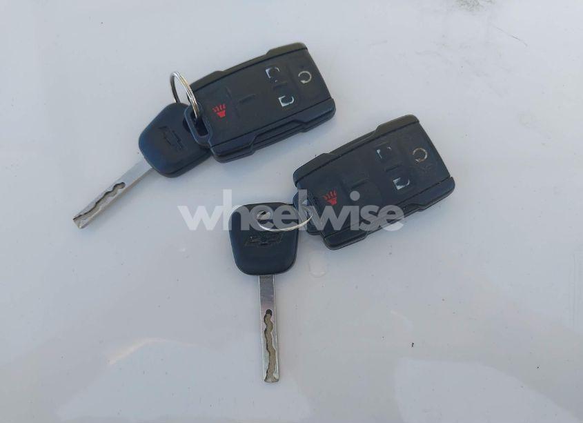 Photo 11 of 2018 Chevrolet Silverado 1500 1LT (VIN 3GCPCREC3JG106422)