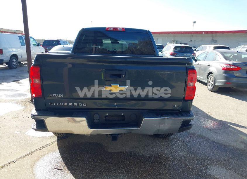 Photo 16 of 2018 Chevrolet Silverado 1500 1LT (VIN 3GCPCREC3JG106422)