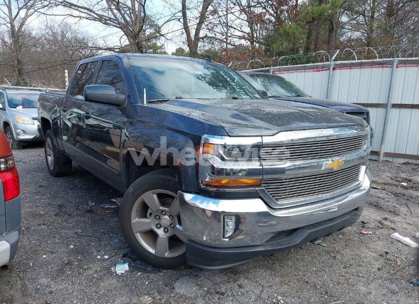 2018 Chevrolet Silverado 1500 1LT (VIN 3GCPCREC3JG154440) main photo