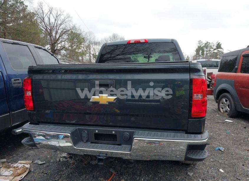 Photo 16 of 2018 Chevrolet Silverado 1500 1LT (VIN 3GCPCREC3JG154440)