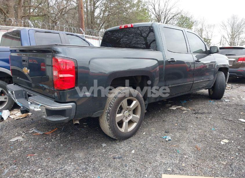 Photo 4 of 2018 Chevrolet Silverado 1500 1LT (VIN 3GCPCREC3JG154440)