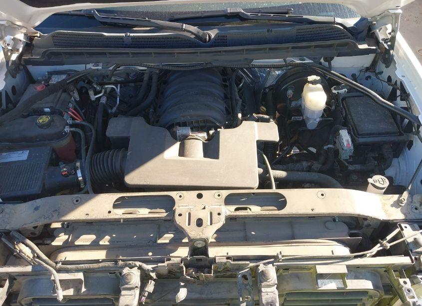 Photo 10 of 2018 Chevrolet Silverado 1500 1LT (VIN 3GCPCREC3JG163347)