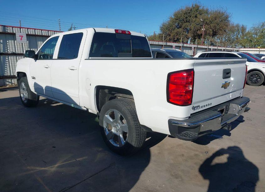 Photo 3 of 2018 Chevrolet Silverado 1500 1LT (VIN 3GCPCREC3JG163347)
