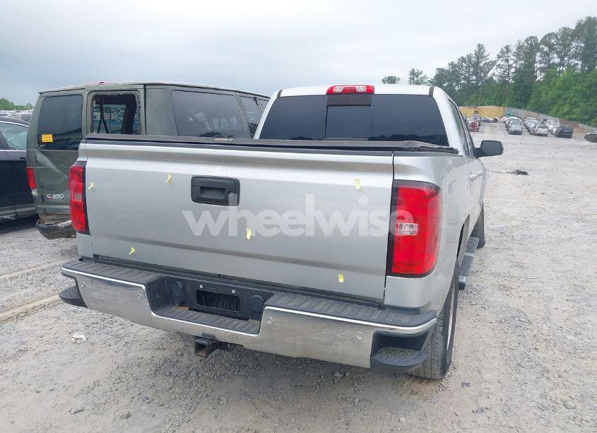 Photo 16 of 2018 Chevrolet Silverado 1500 1LT (VIN 3GCPCREC3JG167544)