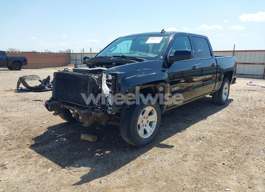 Photo 2 of 2014 Chevrolet Silverado 1500 1LT (VIN 3GCPCREC4EG556294)