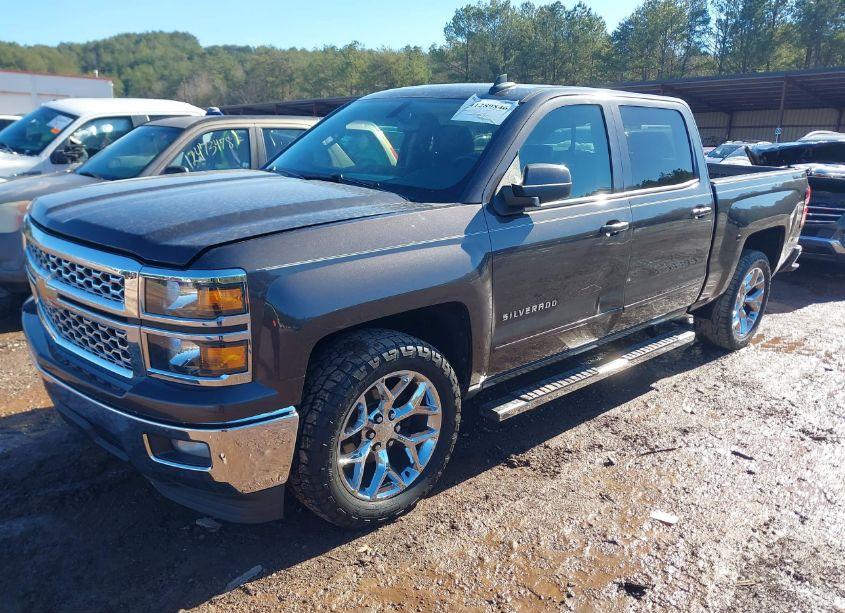 Photo 2 of 2015 Chevrolet Silverado 1500 1LT (VIN 3GCPCREC4FG137038)
