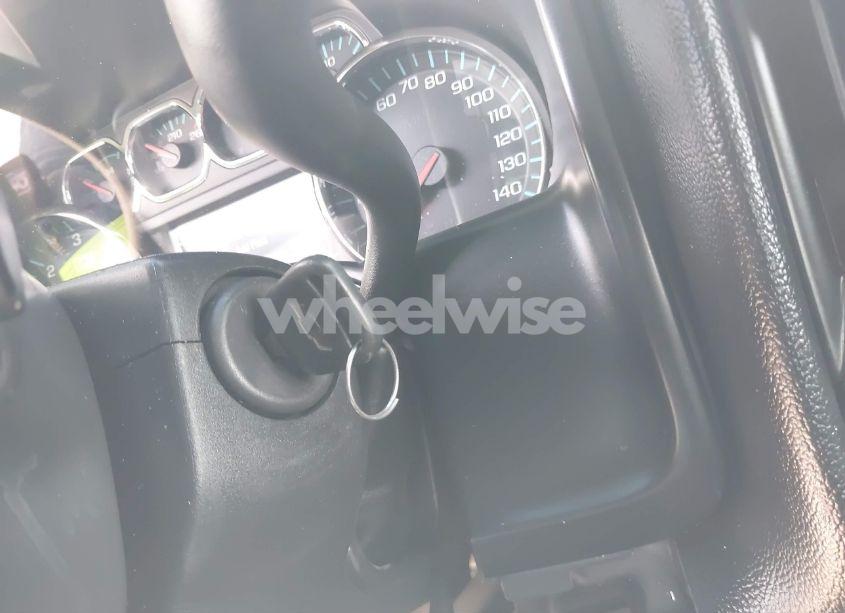 Photo 11 of 2015 Chevrolet Silverado 1500 1LT (VIN 3GCPCREC4FG208481)