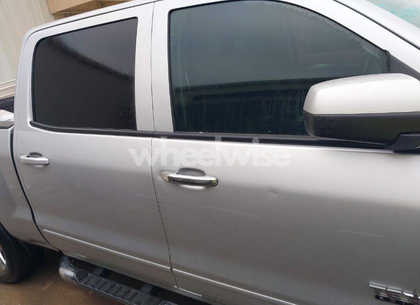 Photo 13 of 2015 Chevrolet Silverado 1500 1LT (VIN 3GCPCREC4FG407983)