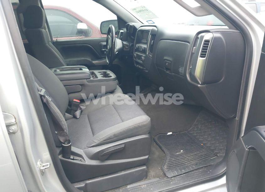 Photo 5 of 2015 Chevrolet Silverado 1500 1LT (VIN 3GCPCREC4FG407983)