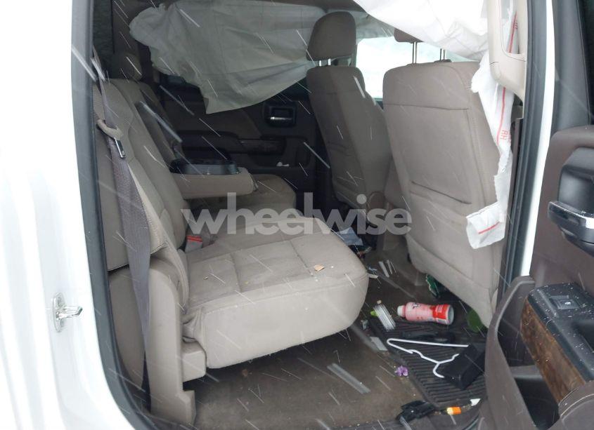 Photo 8 of 2017 Chevrolet Silverado 1500 1LT (VIN 3GCPCREC4HG442817)