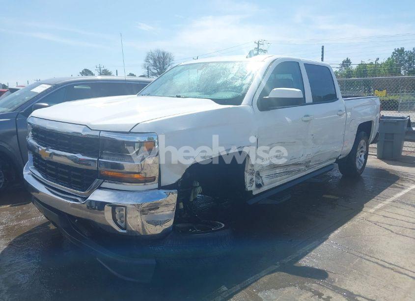 Photo 2 of 2017 Chevrolet Silverado 1500 1LT (VIN 3GCPCREC4HG450688)