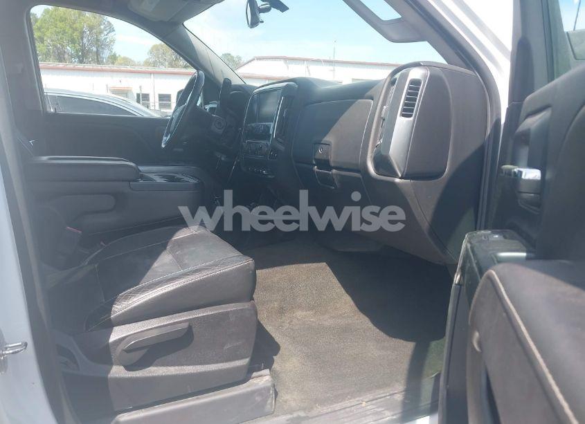 Photo 5 of 2017 Chevrolet Silverado 1500 1LT (VIN 3GCPCREC4HG450688)