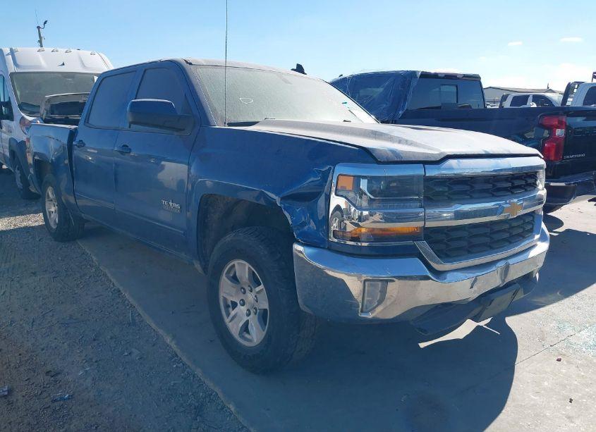2018 Chevrolet Silverado 1500 LT (VIN 3GCPCREC4JG207632) main photo