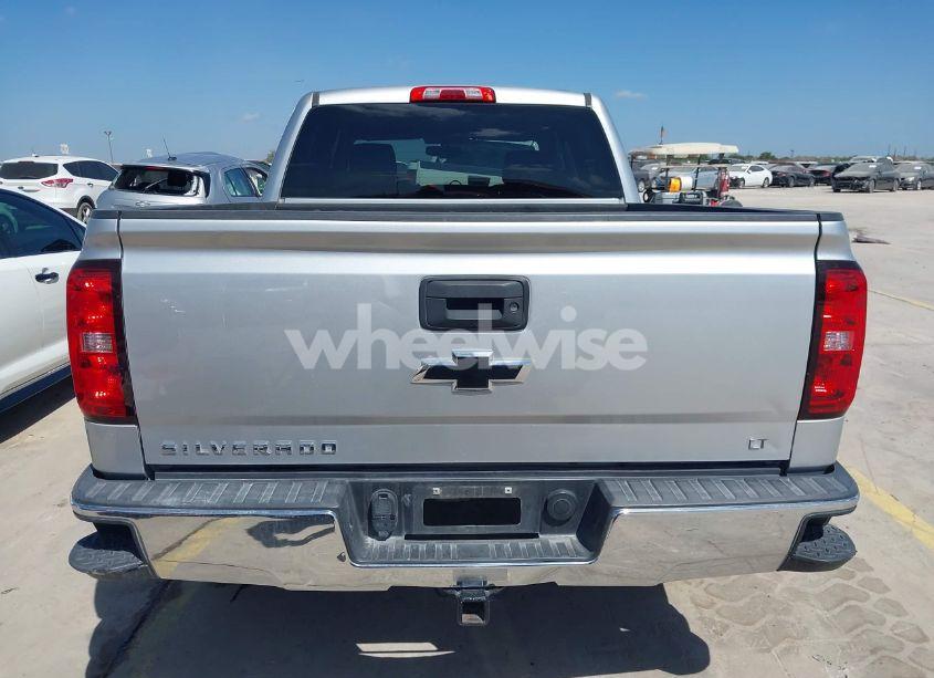 Photo 16 of 2018 Chevrolet Silverado 1500 1LT (VIN 3GCPCREC4JG214063)