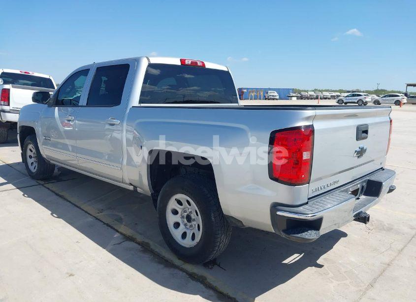 Photo 3 of 2018 Chevrolet Silverado 1500 1LT (VIN 3GCPCREC4JG214063)