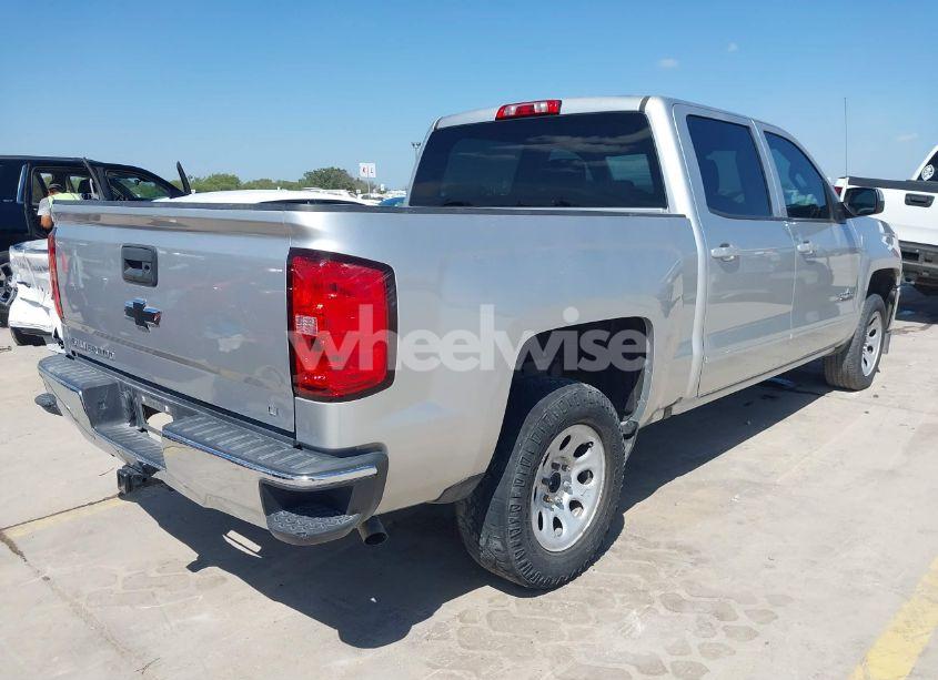 Photo 4 of 2018 Chevrolet Silverado 1500 1LT (VIN 3GCPCREC4JG214063)