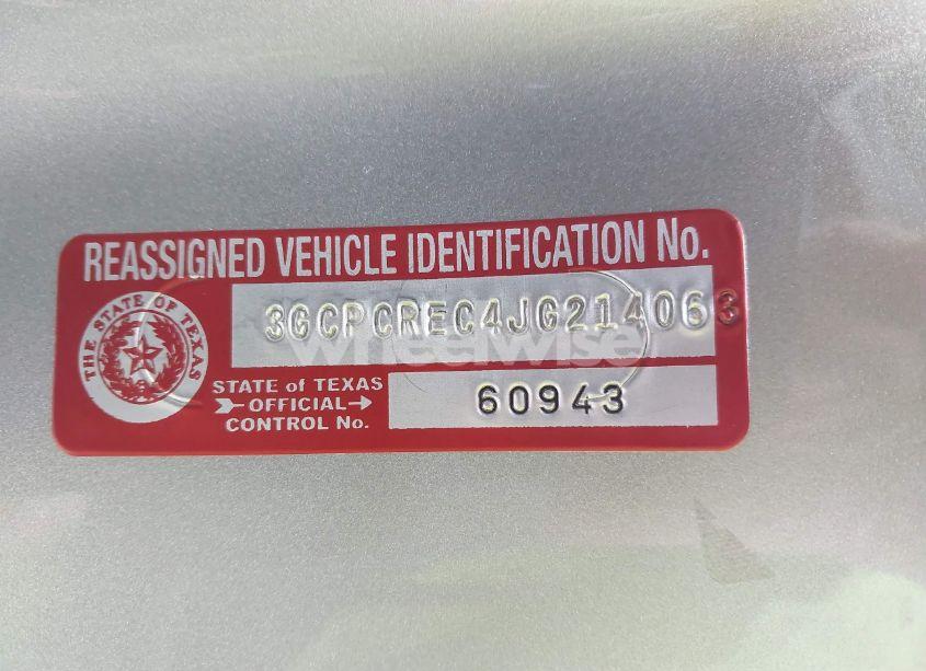 Photo 9 of 2018 Chevrolet Silverado 1500 1LT (VIN 3GCPCREC4JG214063)