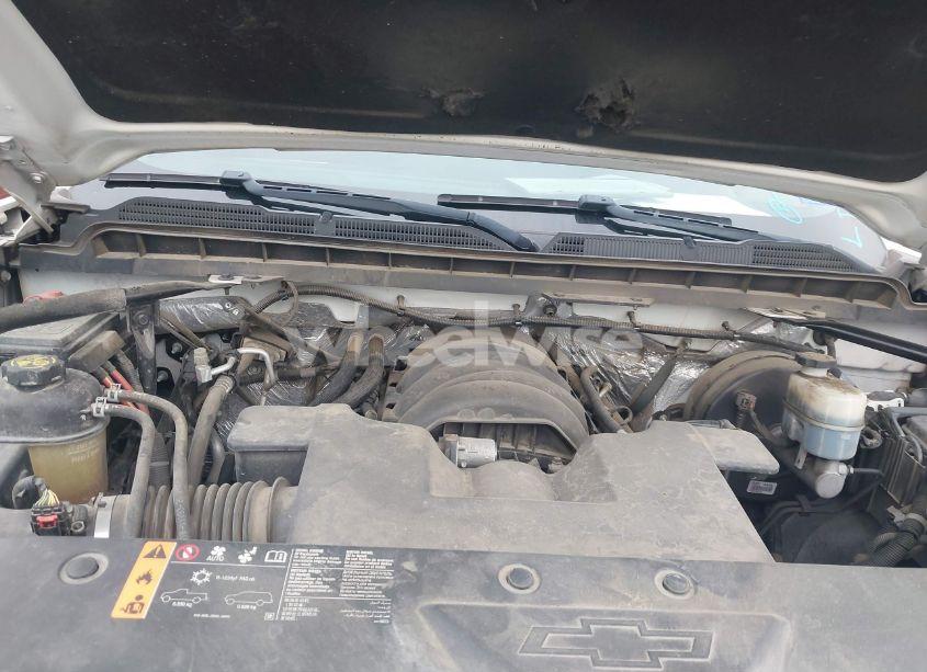 Photo 10 of 2018 Chevrolet Silverado 1500 1LT (VIN 3GCPCREC4JG366571)