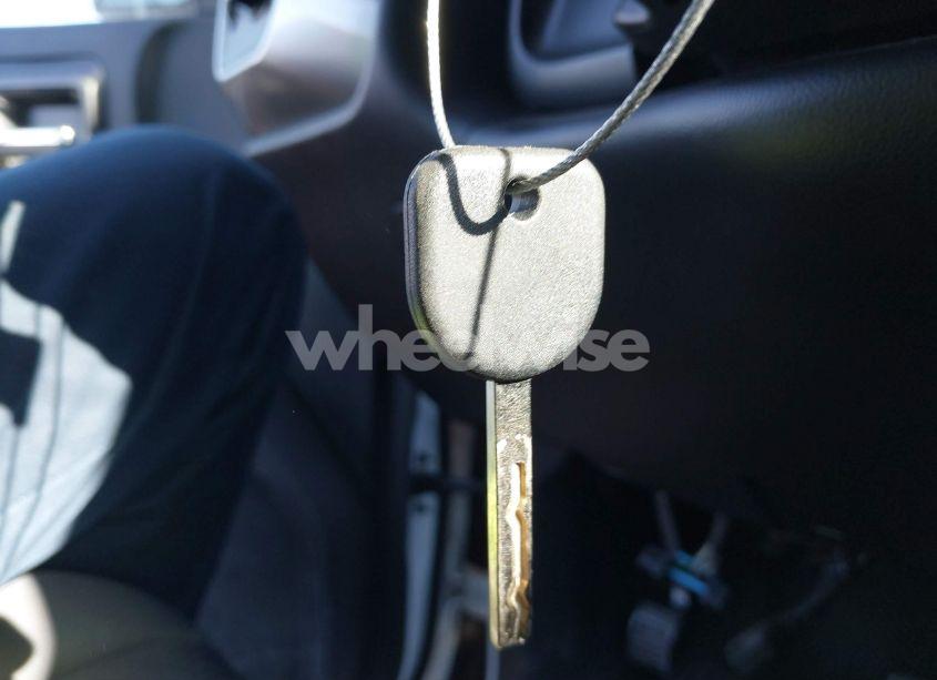 Photo 11 of 2018 Chevrolet Silverado 1500 1LT (VIN 3GCPCREC4JG366571)