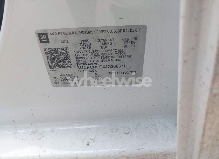 Photo 9 of 2018 Chevrolet Silverado 1500 1LT (VIN 3GCPCREC4JG366571)