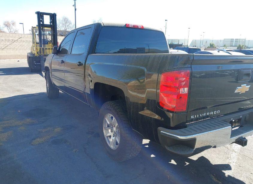 Photo 3 of 2018 Chevrolet Silverado 1500 1LT (VIN 3GCPCREC4JG503489)