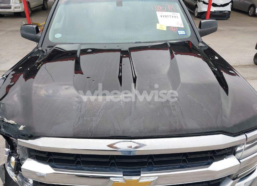 Photo 19 of 2018 Chevrolet Silverado 1500 1LT (VIN 3GCPCREC4JG637399)