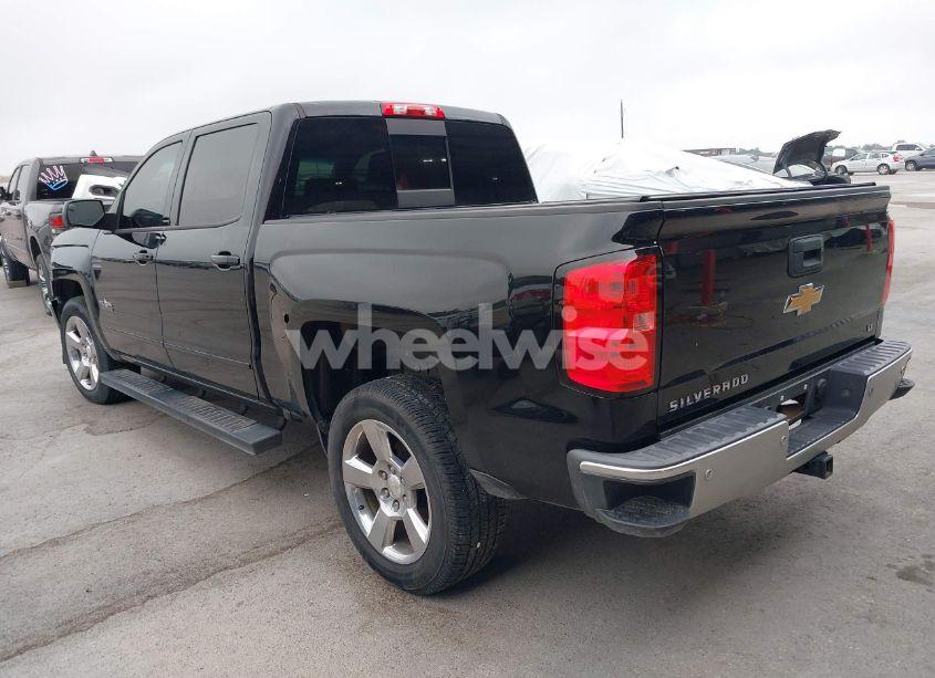 Photo 3 of 2018 Chevrolet Silverado 1500 1LT (VIN 3GCPCREC4JG637399)