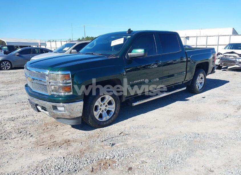 Photo 2 of 2015 Chevrolet Silverado 1500 2LT (VIN 3GCPCREC5FG117378)