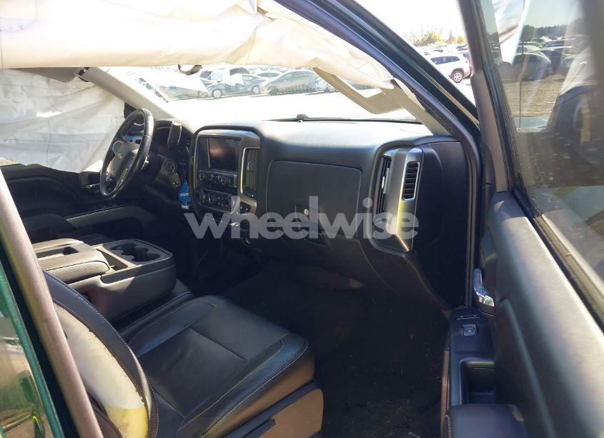 Photo 5 of 2015 Chevrolet Silverado 1500 2LT (VIN 3GCPCREC5FG117378)