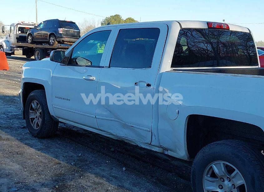 Photo 6 of 2016 Chevrolet Silverado 1500 1LT (VIN 3GCPCREC5GG126504)