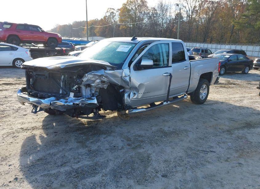 Photo 2 of 2016 Chevrolet Silverado 1500 1LT (VIN 3GCPCREC5GG198674)