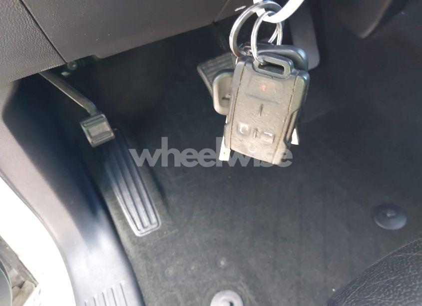 Photo 11 of 2016 Chevrolet Silverado 1500 1LT (VIN 3GCPCREC5GG218194)