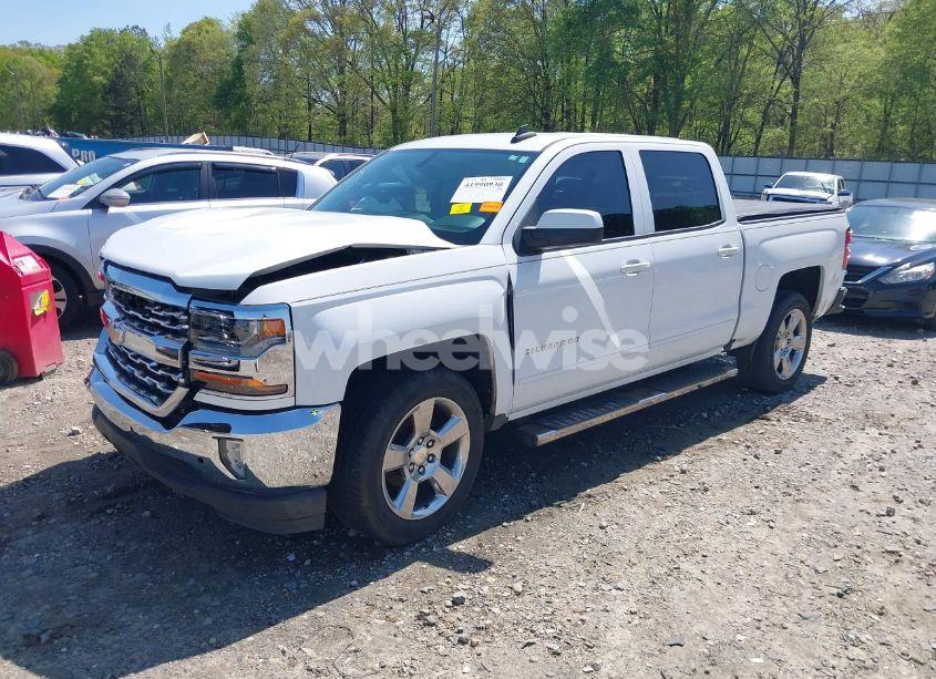 Photo 2 of 2016 Chevrolet Silverado 1500 1LT (VIN 3GCPCREC5GG218194)