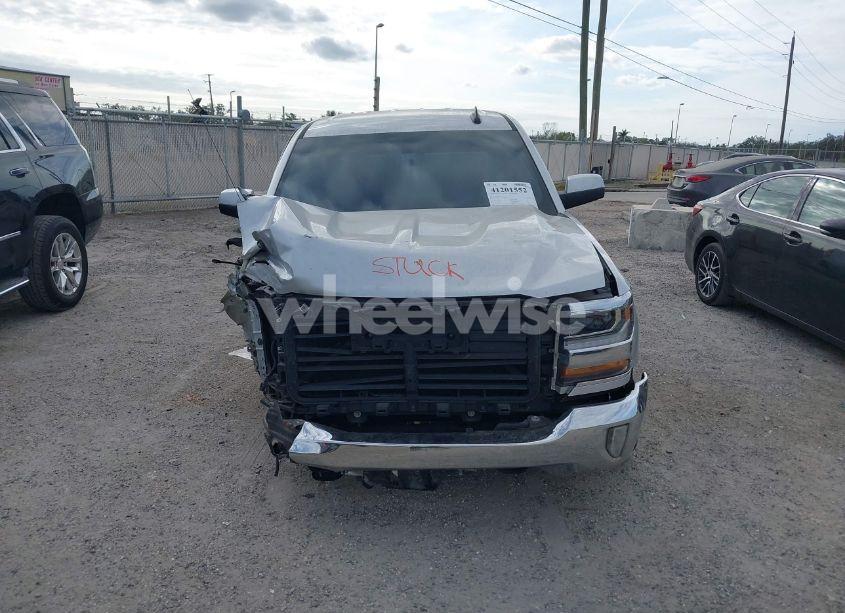 Photo 13 of 2017 Chevrolet Silverado 1500 1LT (VIN 3GCPCREC5HG172710)