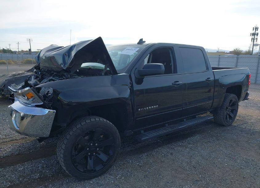 Photo 2 of 2017 Chevrolet Silverado 1500 1LT (VIN 3GCPCREC5HG434841)