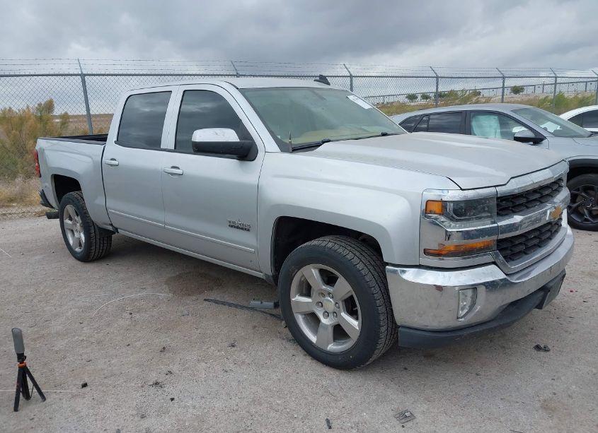 2018 Chevrolet Silverado 1500 1LT (VIN 3GCPCREC5JG108964) main photo