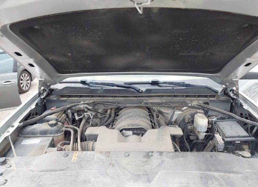 Photo 10 of 2018 Chevrolet Silverado 1500 1LT (VIN 3GCPCREC5JG108964)