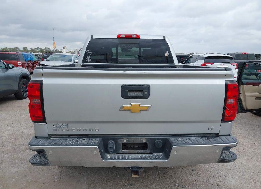 Photo 16 of 2018 Chevrolet Silverado 1500 1LT (VIN 3GCPCREC5JG108964)