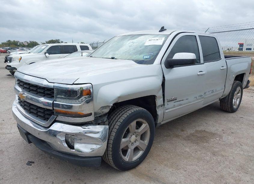 Photo 6 of 2018 Chevrolet Silverado 1500 1LT (VIN 3GCPCREC5JG108964)