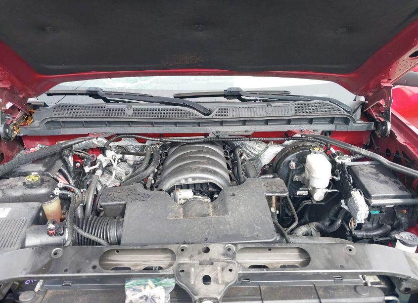 Photo 10 of 2018 Chevrolet Silverado 1500 1LT (VIN 3GCPCREC5JG251042)