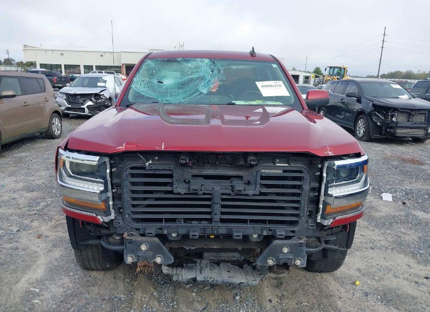 Photo 12 of 2018 Chevrolet Silverado 1500 1LT (VIN 3GCPCREC5JG251042)