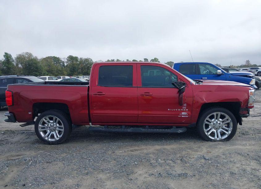 Photo 13 of 2018 Chevrolet Silverado 1500 1LT (VIN 3GCPCREC5JG251042)