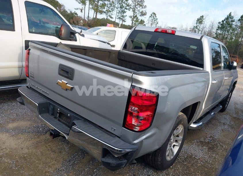 Photo 4 of 2018 Chevrolet Silverado 1500 1LT (VIN 3GCPCREC5JG490588)